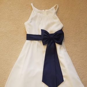 David's Bridal Flowergirl dress (size 12)